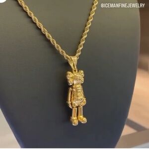 Kaws friends movable joints pendant 14k Gold